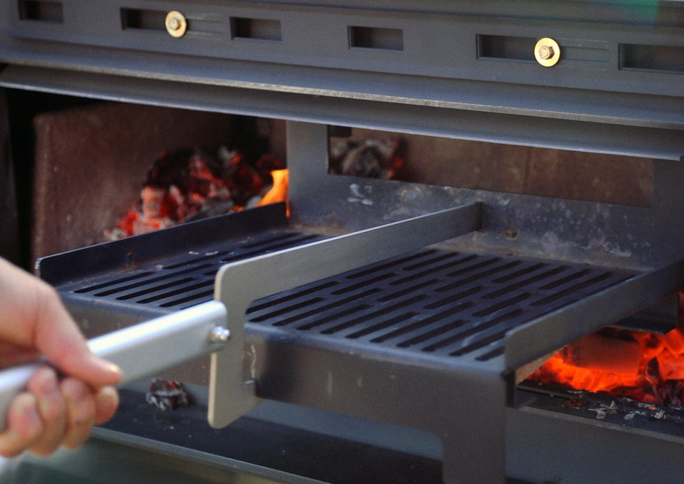 OUTDOOR 850-B - Fire & F/S Flue (2 items)