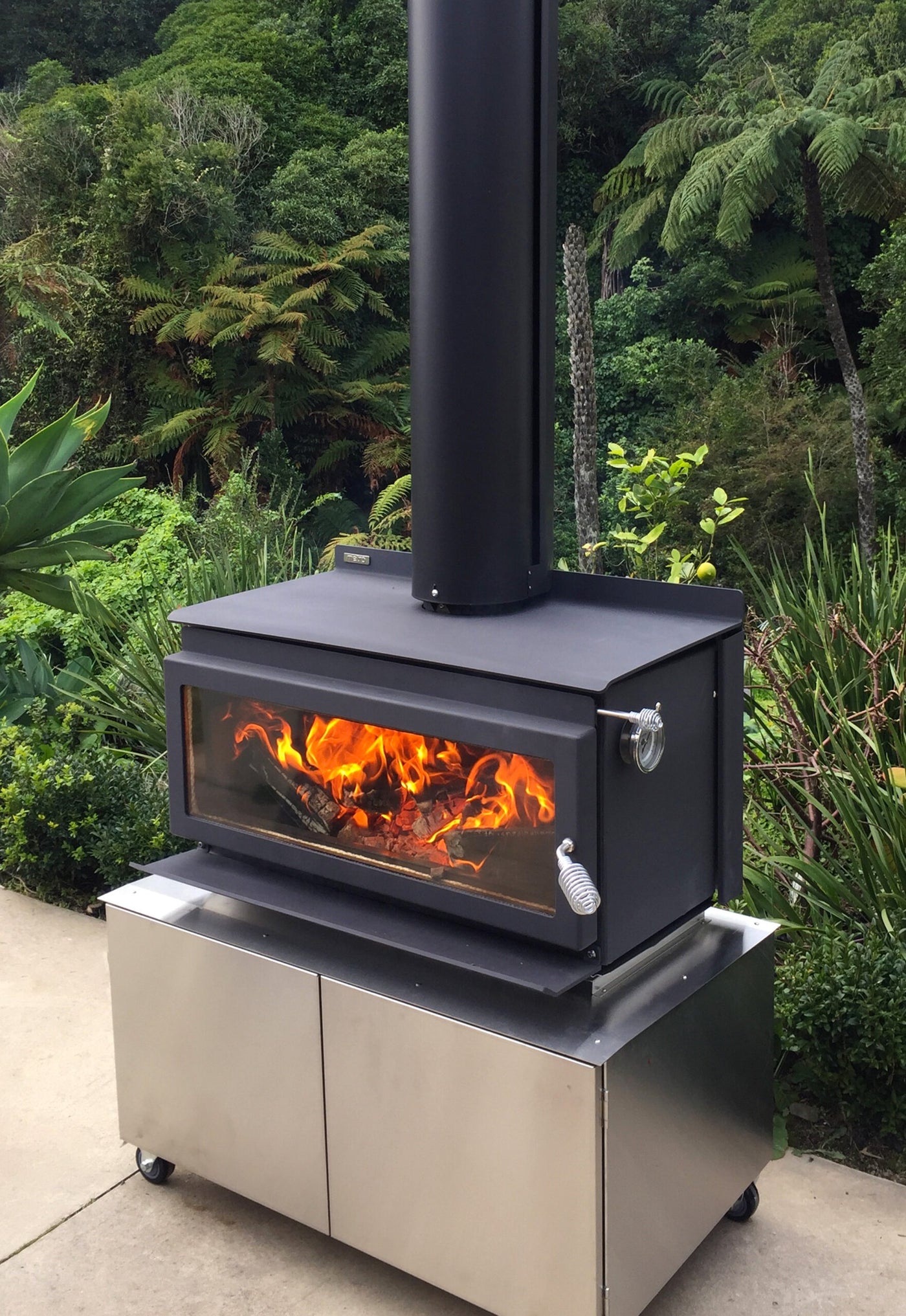 OUTDOOR 850-T - Trolley & Flue (3 items)